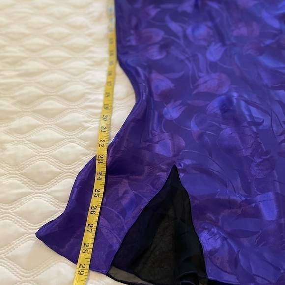 Vintage Victoria Secret Set purple nightie w/matching Kimino size S - Picture 10 of 10